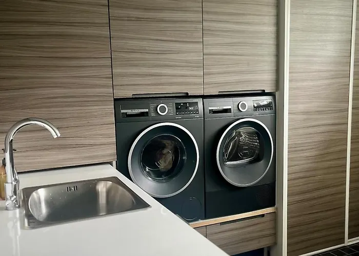 Hillside Polar ヴィラ *